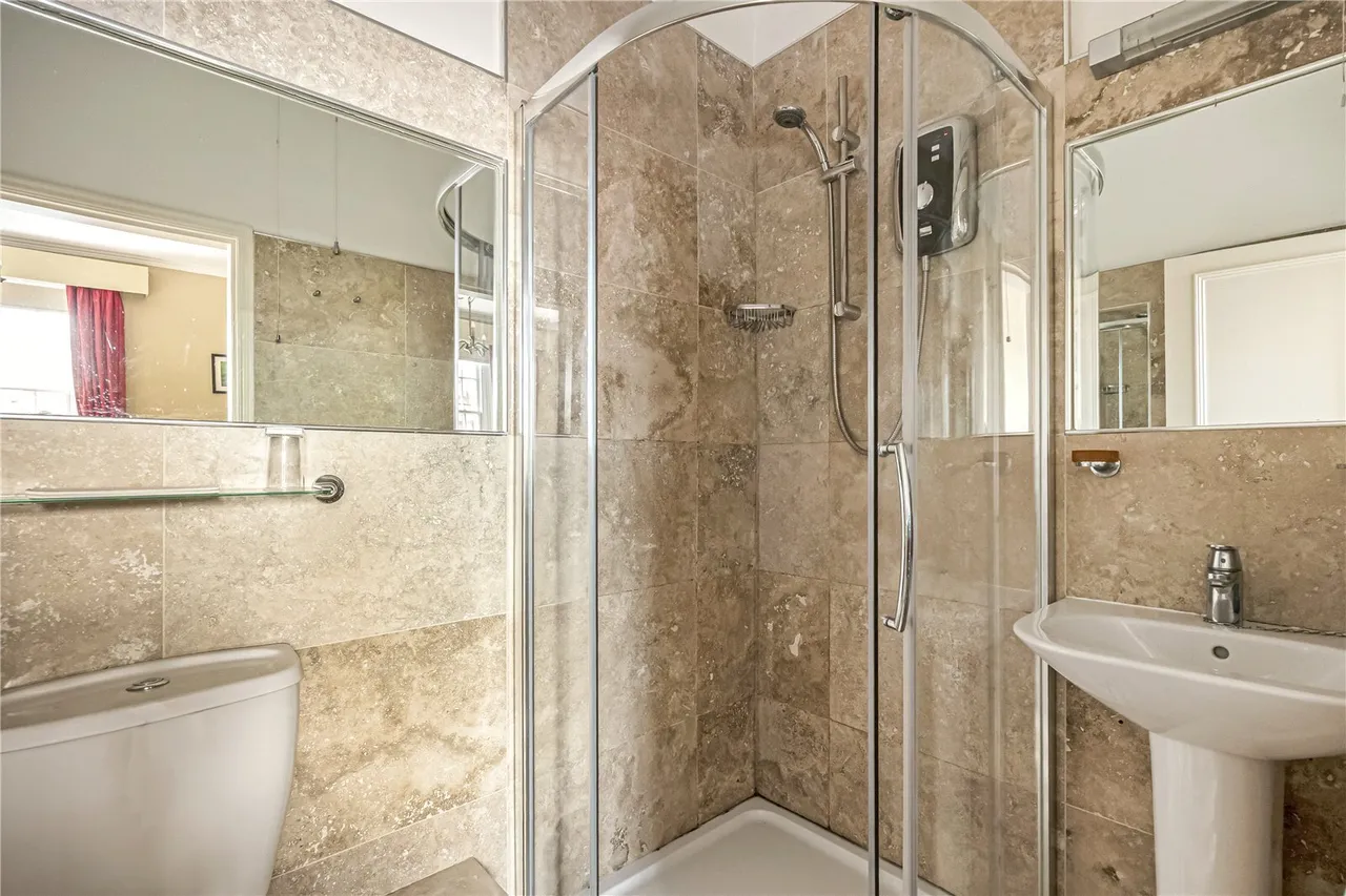 Bath Road, Cheltenham, GL53, photo 22