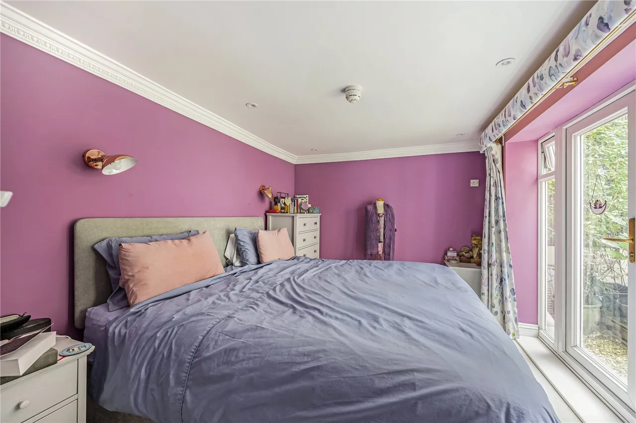 Bath Road, Cheltenham, GL53, photo 16