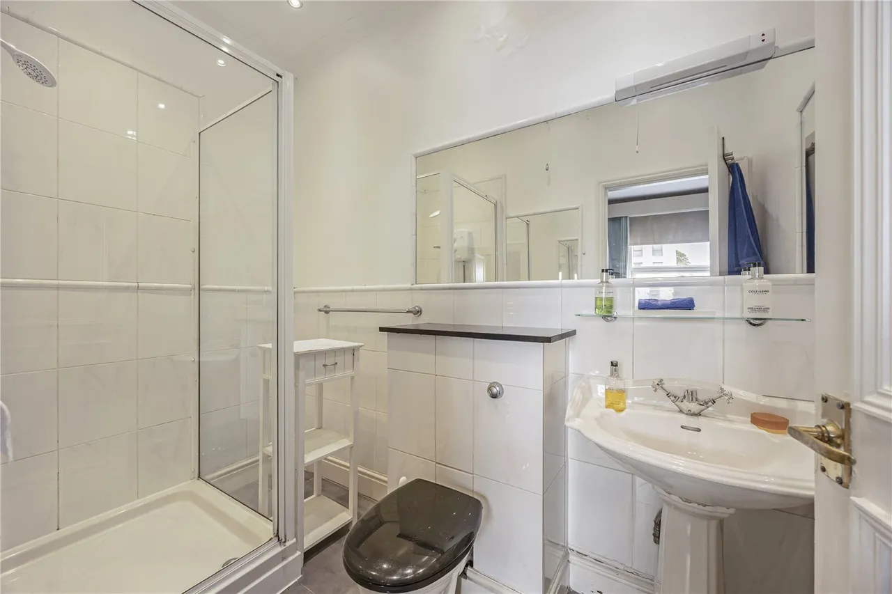 Bath Road, Cheltenham, GL53, photo 19