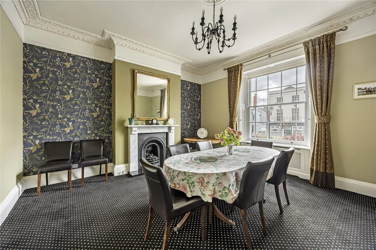 Bath Road, Cheltenham, GL53, photo 8