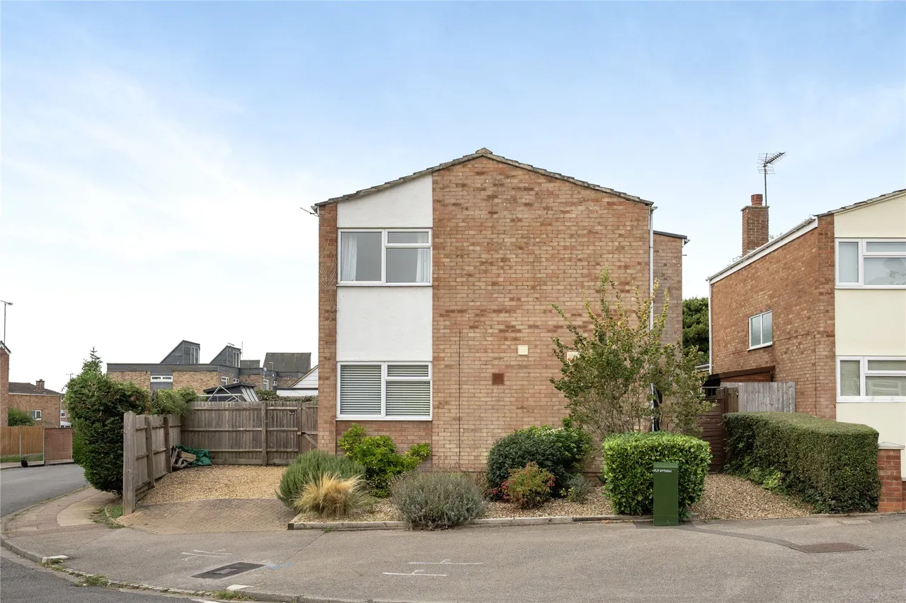 Russell Drive, Ampthill, MK45, photo 21