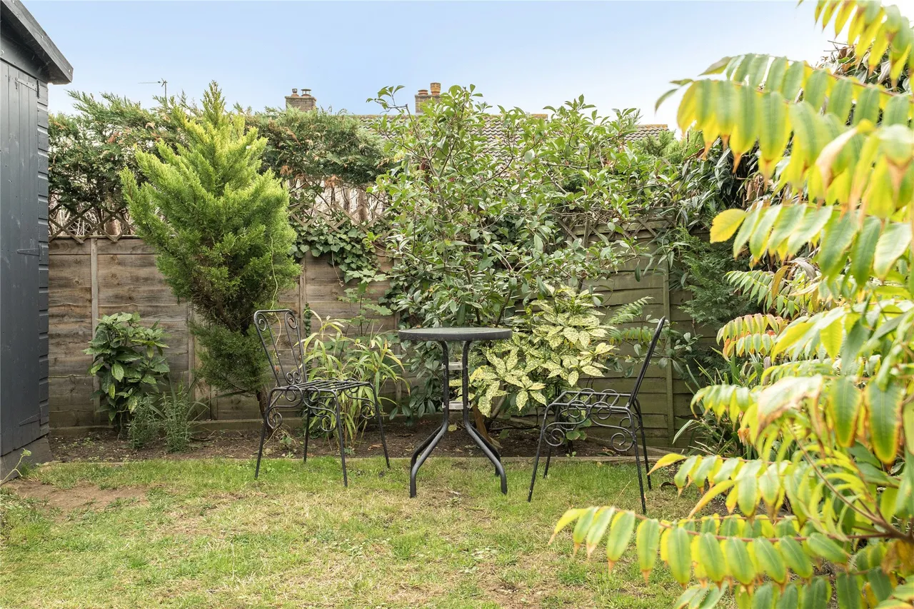 Russell Drive, Ampthill, MK45, photo 22
