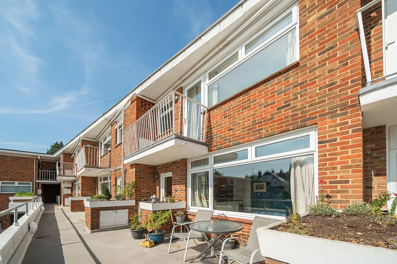 2 bed flat for sale — Church Green, Harpenden, AL5