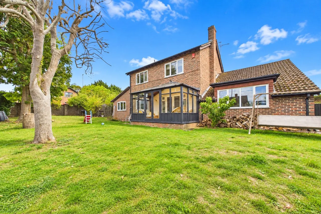 Oregon Avenue, Tilehurst, RG31, photo 15