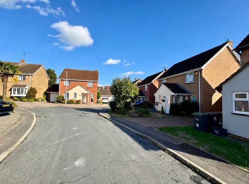 Willenhall Close, Luton, LU3, photo 22