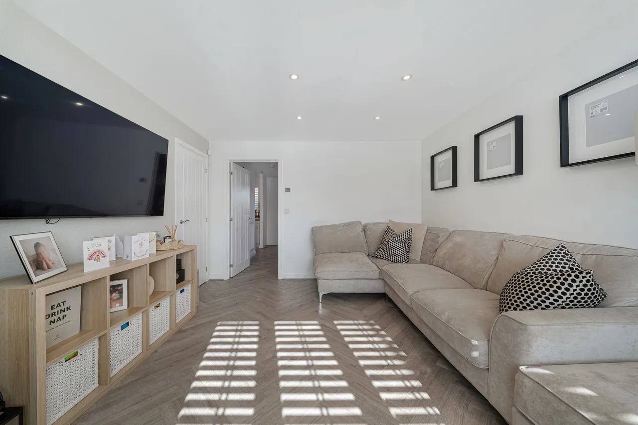Daffodil Road, Halewood, L26, photo 9