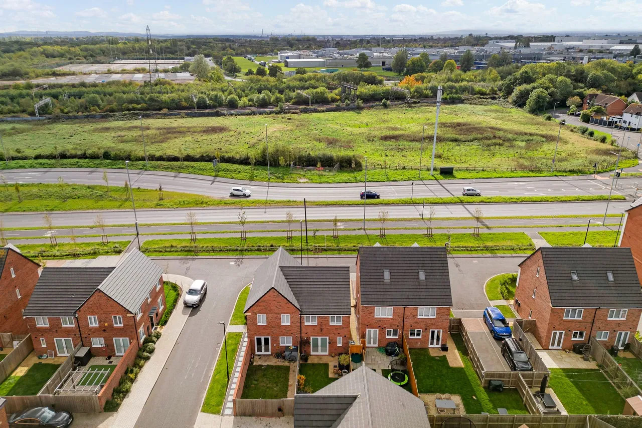 Daffodil Road, Halewood, L26, photo 30