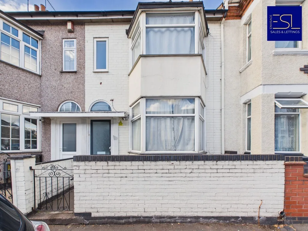 4 bed property for sale, HMO With Scope To Develop Further