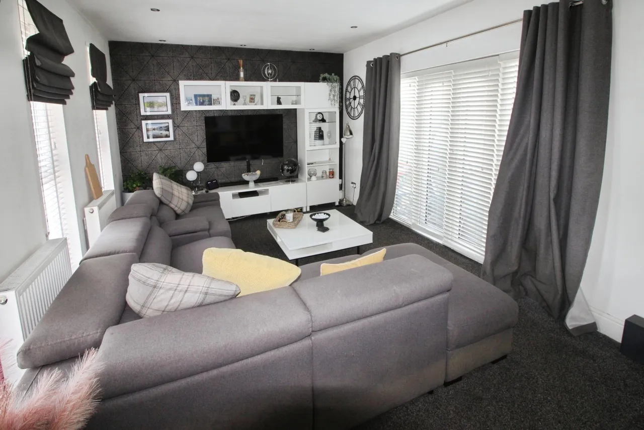 The Spinney, Grimsby, DN34, photo 17