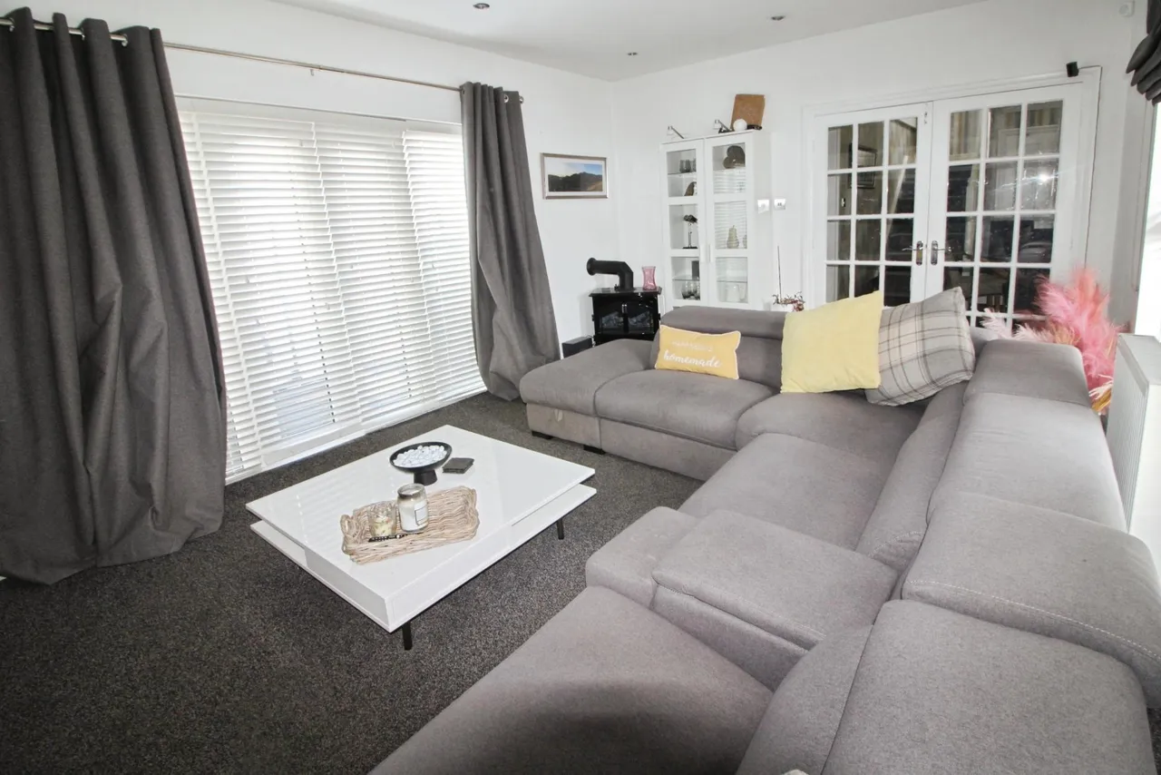 The Spinney, Grimsby, DN34, photo 6