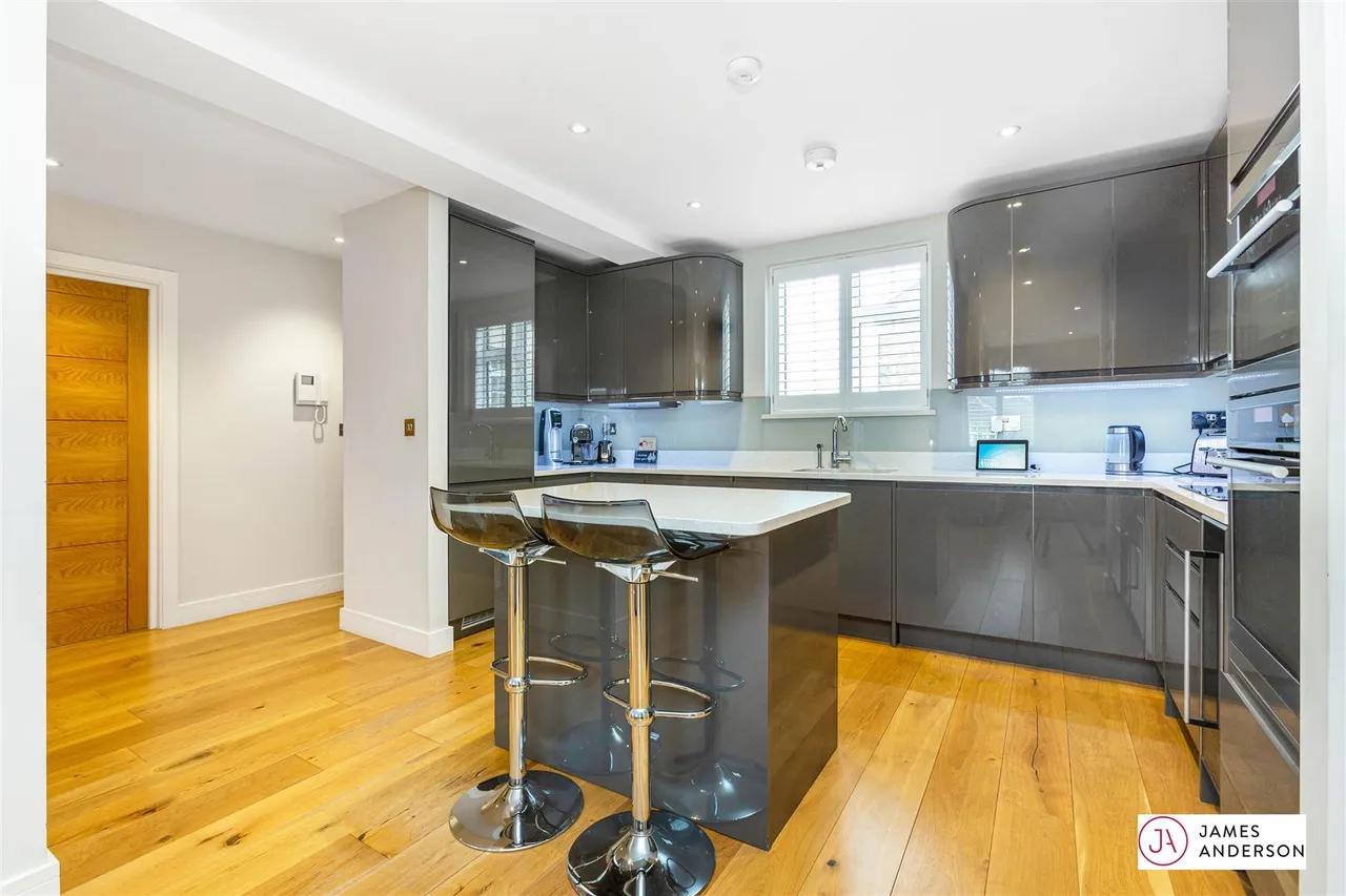 Upper Richmond Road West, East Sheen, SW14, photo 6