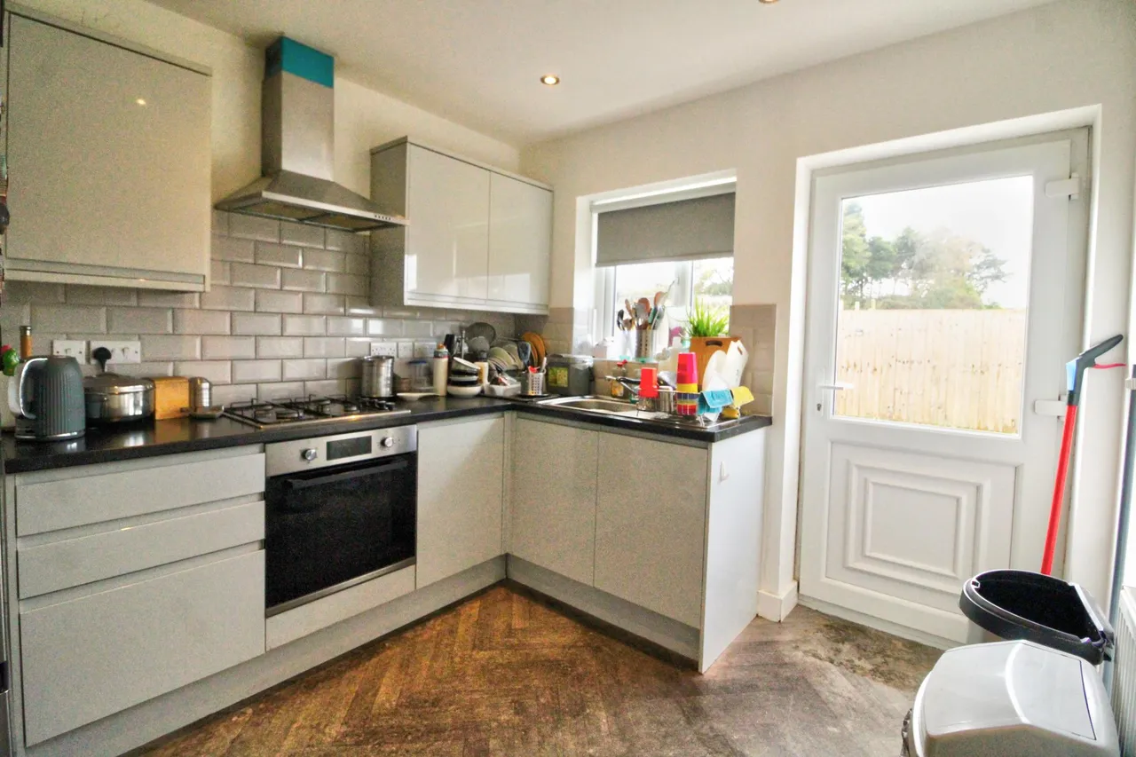 Meadowbrook Rise, Blackburn, BB2, photo 6