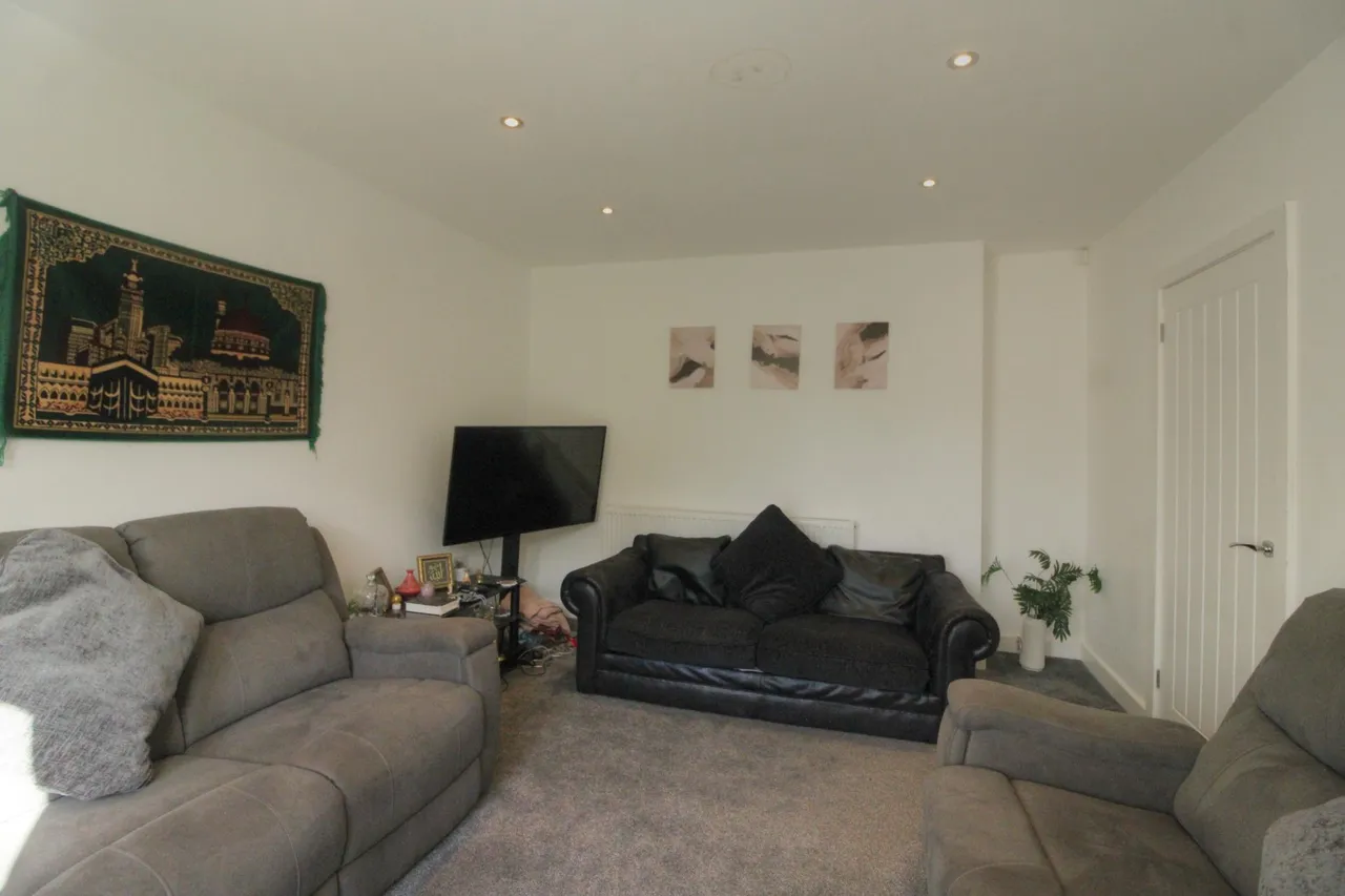 Meadowbrook Rise, Blackburn, BB2, photo 5