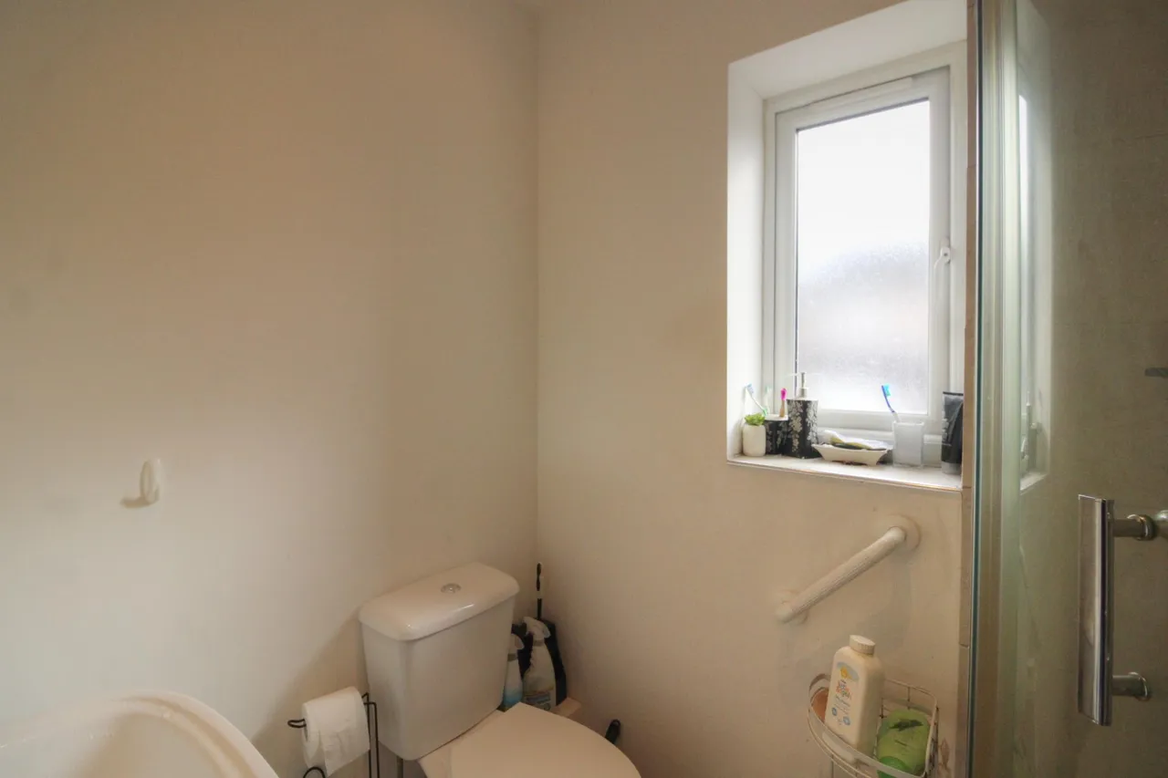 Meadowbrook Rise, Blackburn, BB2, photo 13