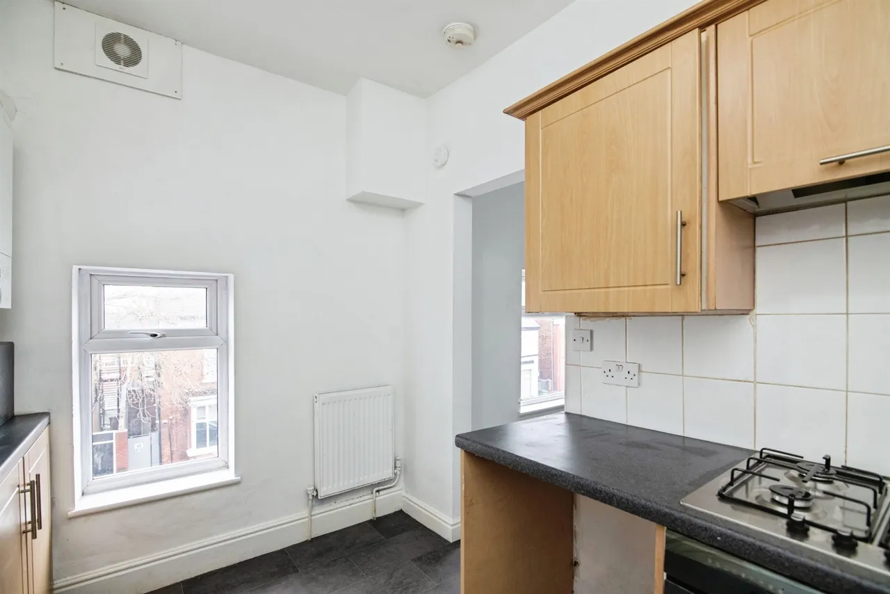 Wellington Road, Bilston, photo 5