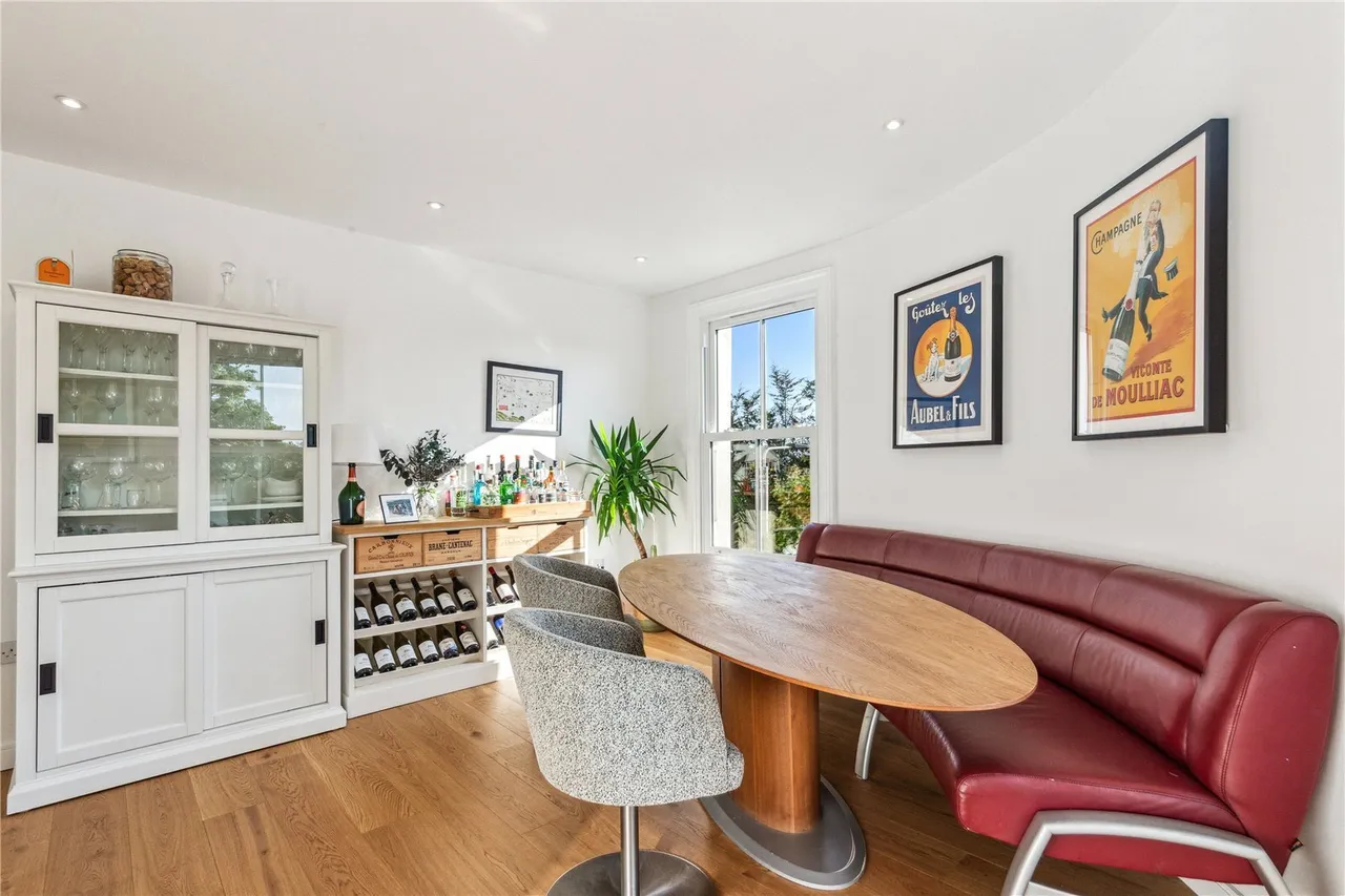Trinity Road, London, SW17, photo 13