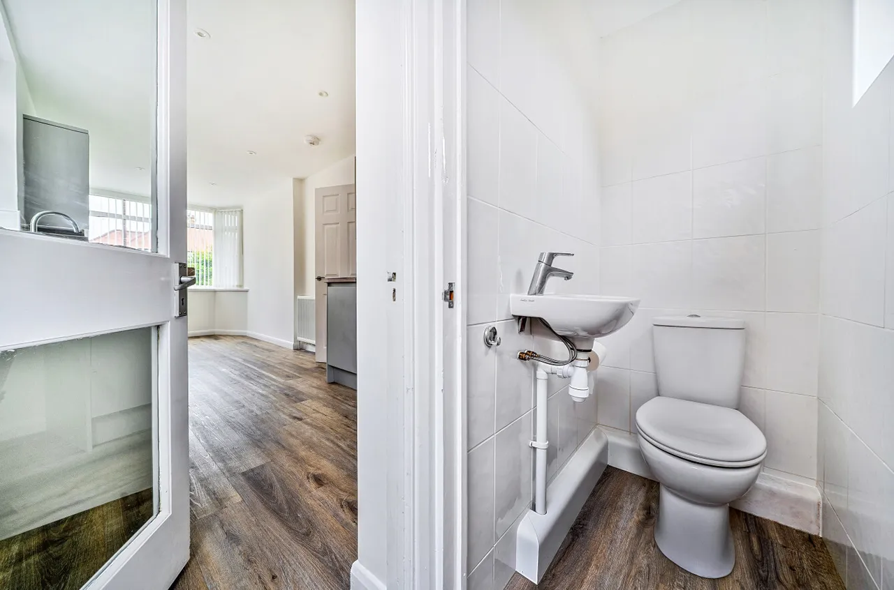 St. Margarets Close, Cottingham, HU16, photo 17
