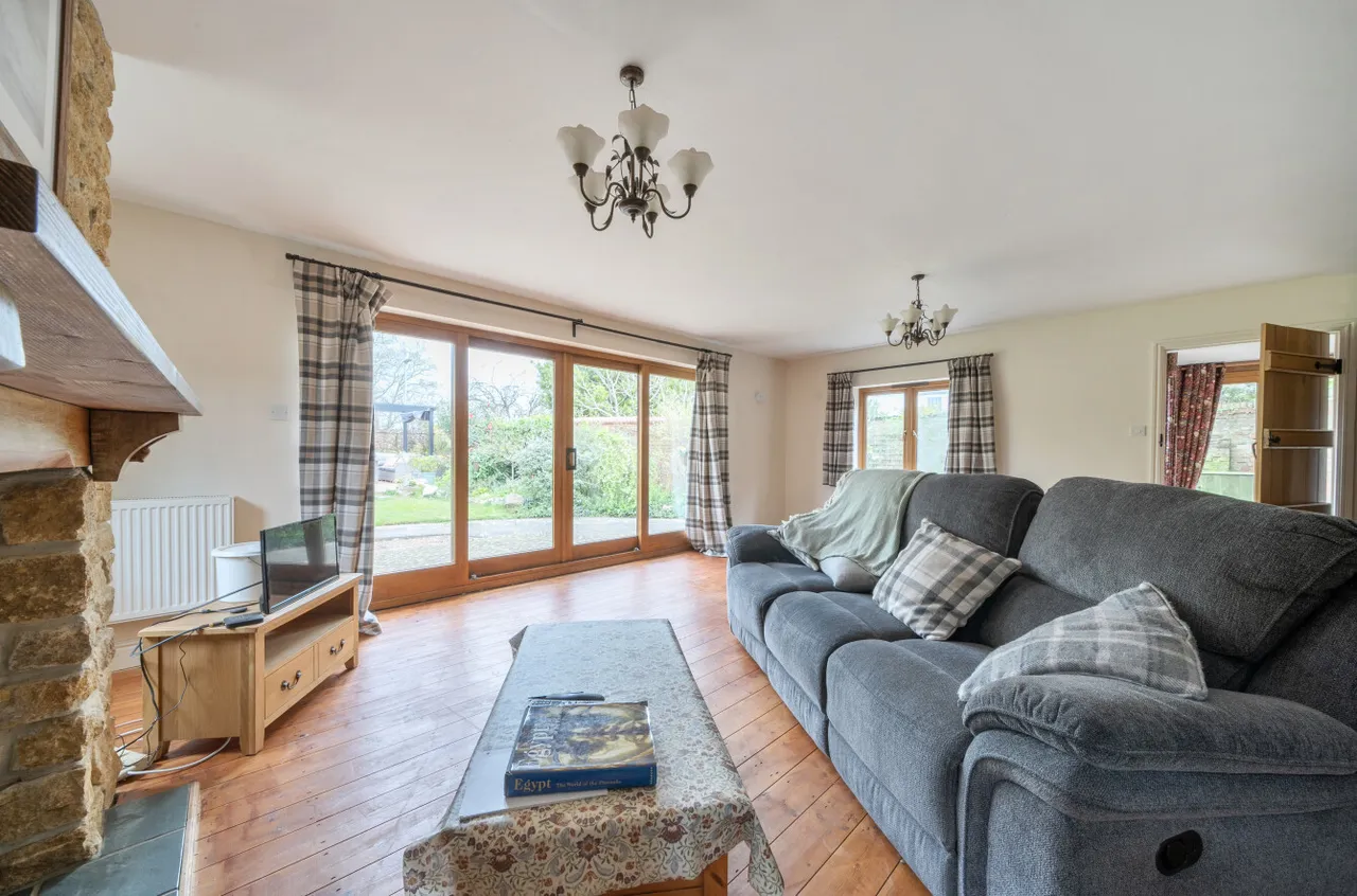 Church Green, Churchfields, TA21, photo 4