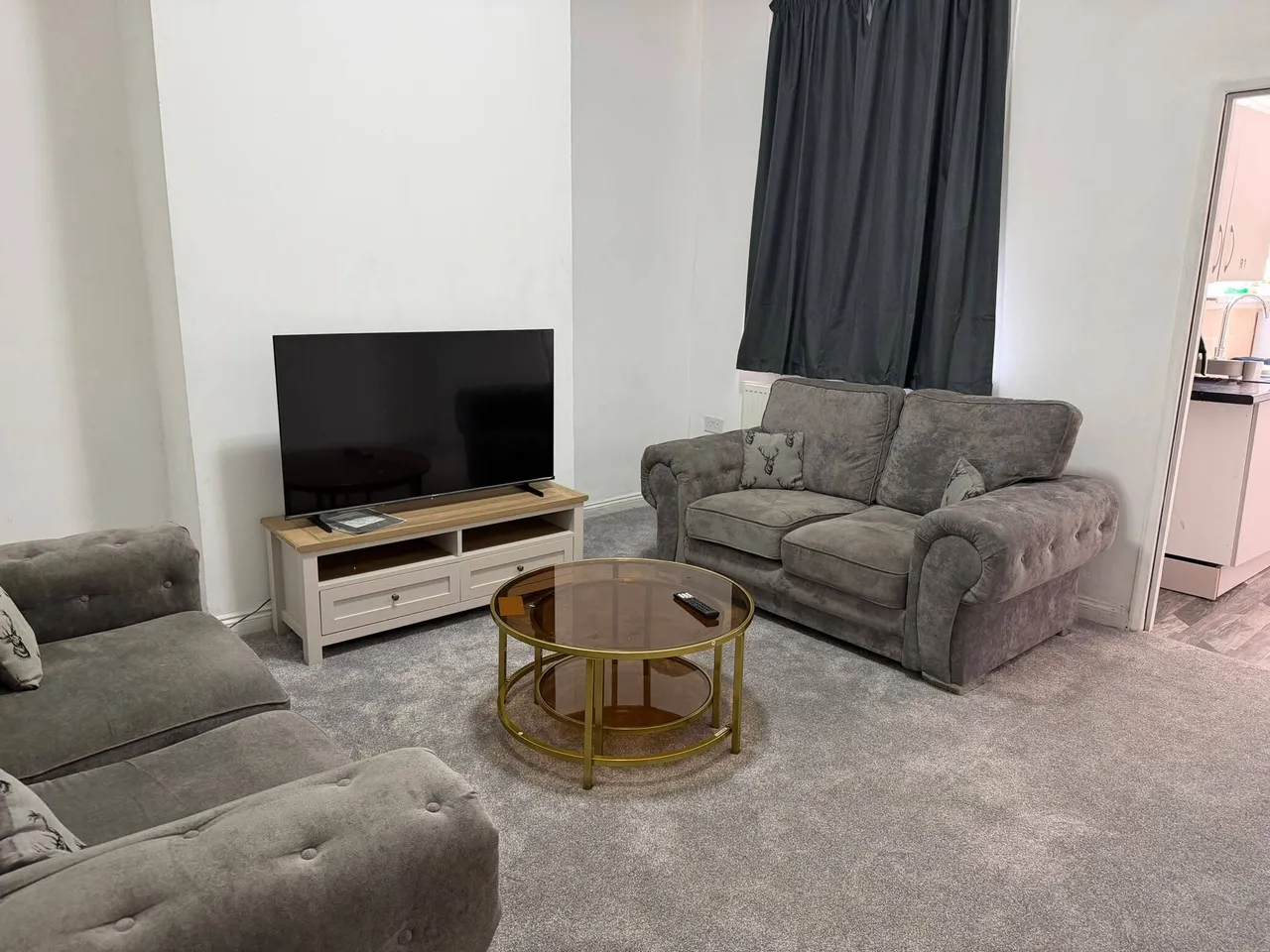 Walthall Street, CW2, photo 6