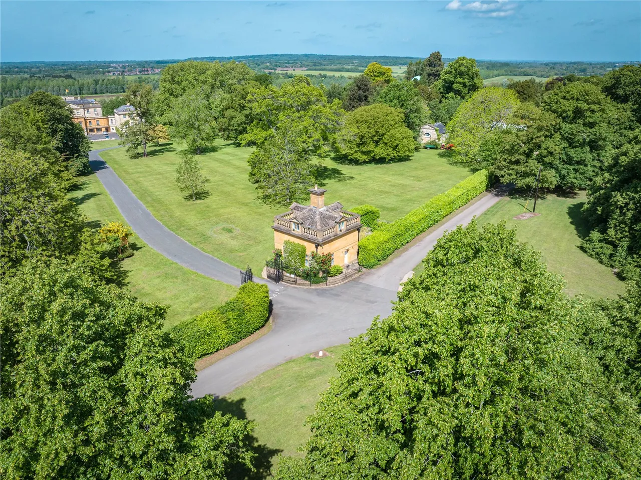Nuneham Courtenay, OX44, photo 9