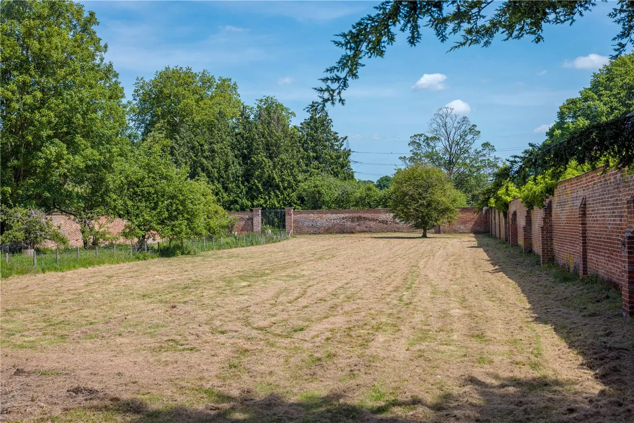 Nuneham Courtenay, OX44, photo 15