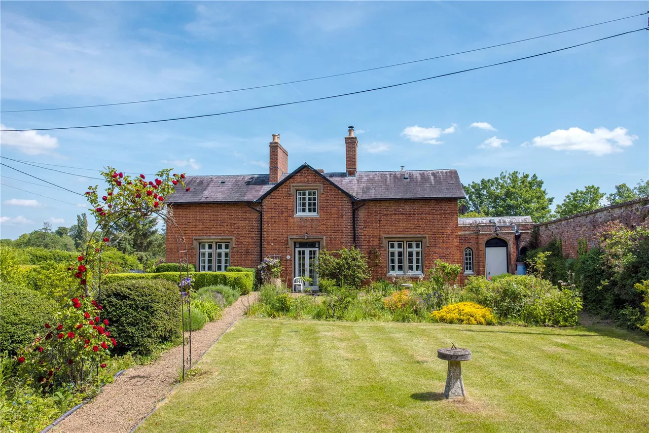 Nuneham Courtenay, OX44, photo 14