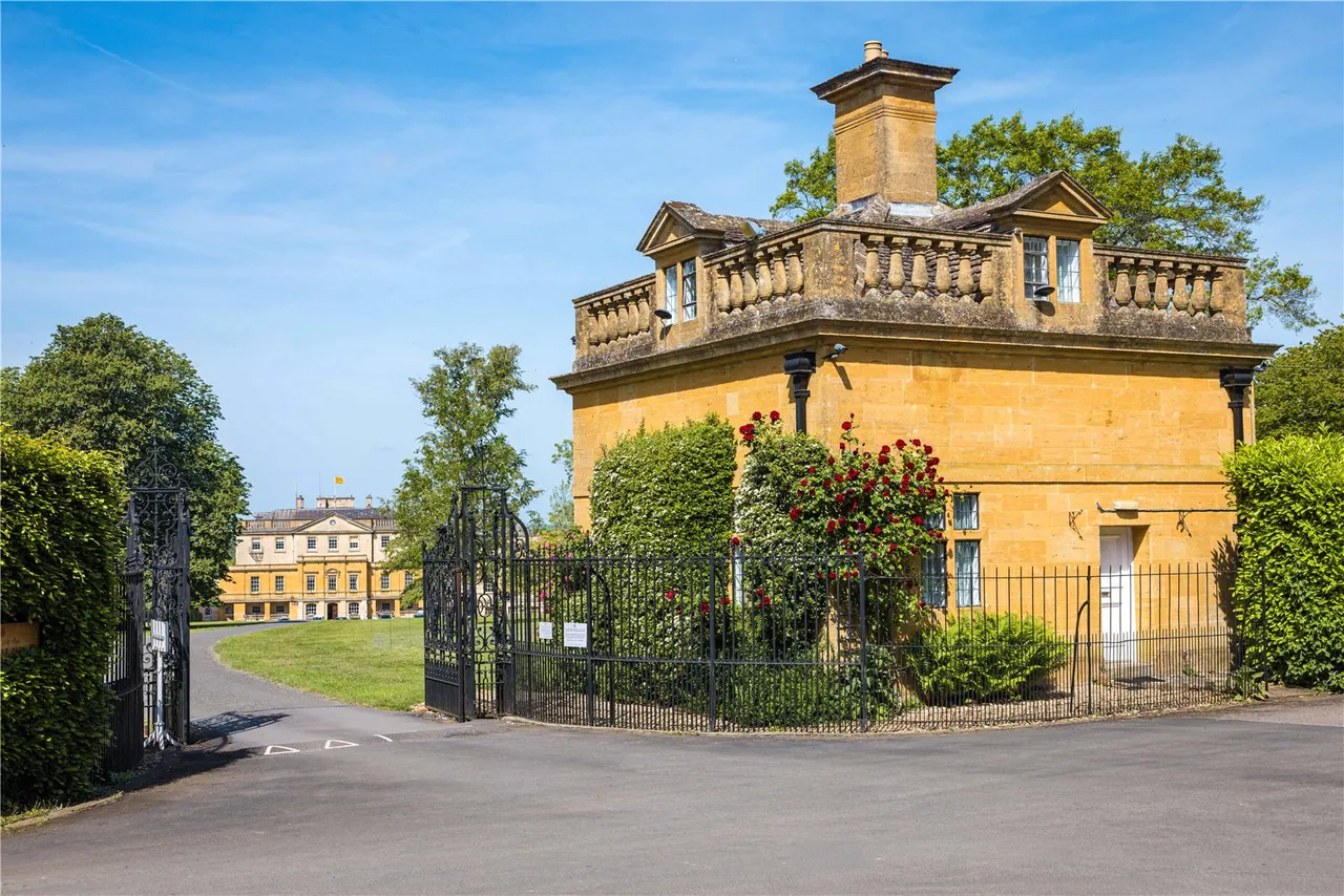 Nuneham Courtenay, OX44, photo 10