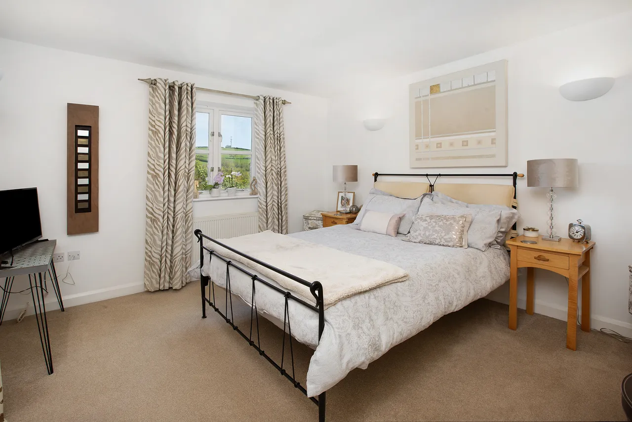 Five-Bedroom Character Residence in Exclusive Gated Development, EX7, photo 6