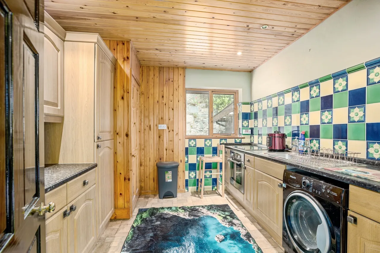Llanaber Road, Barmouth, LL42, photo 2