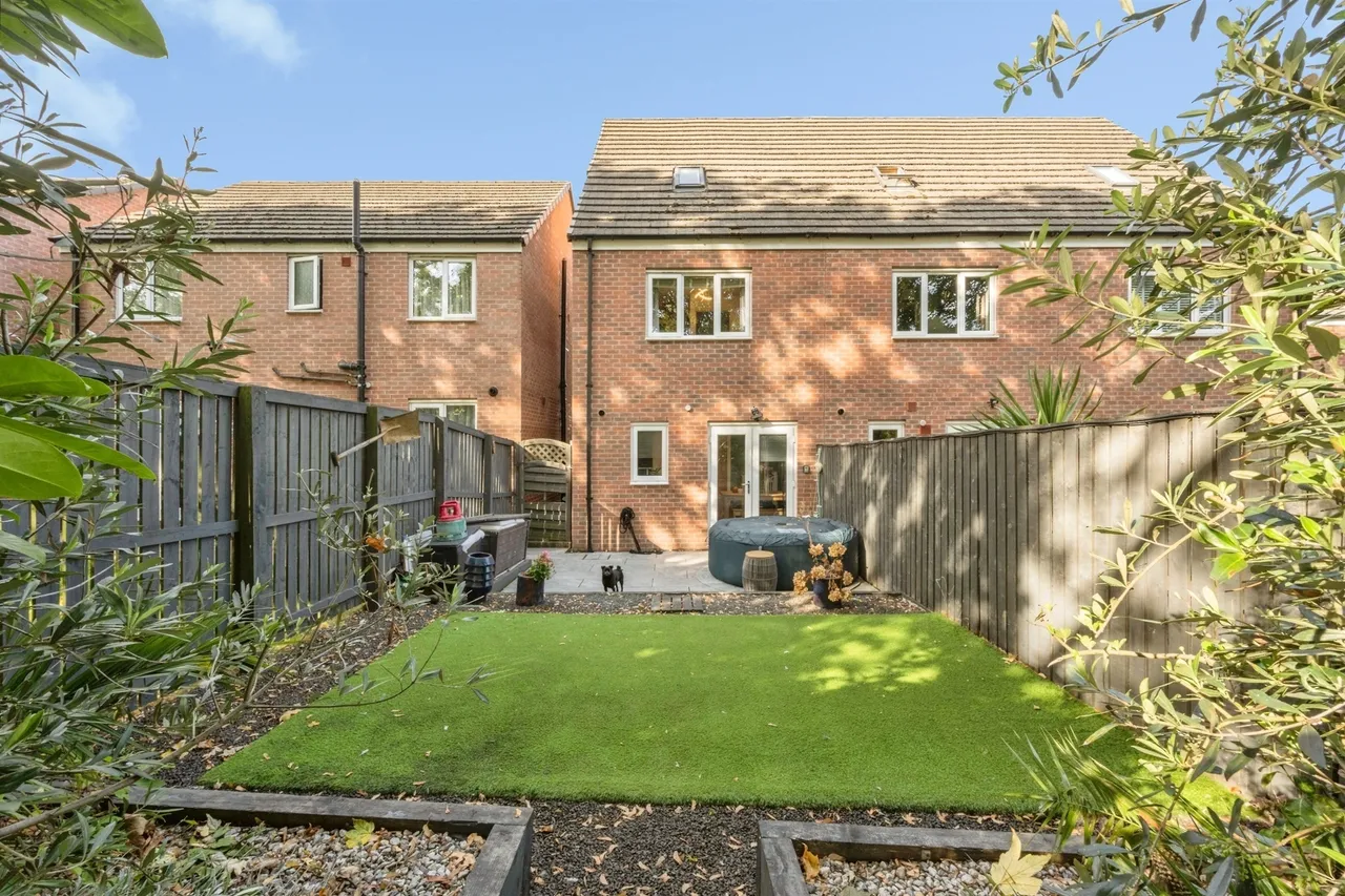 Regency Road, Wath-Upon-Dearne, S63, photo 23