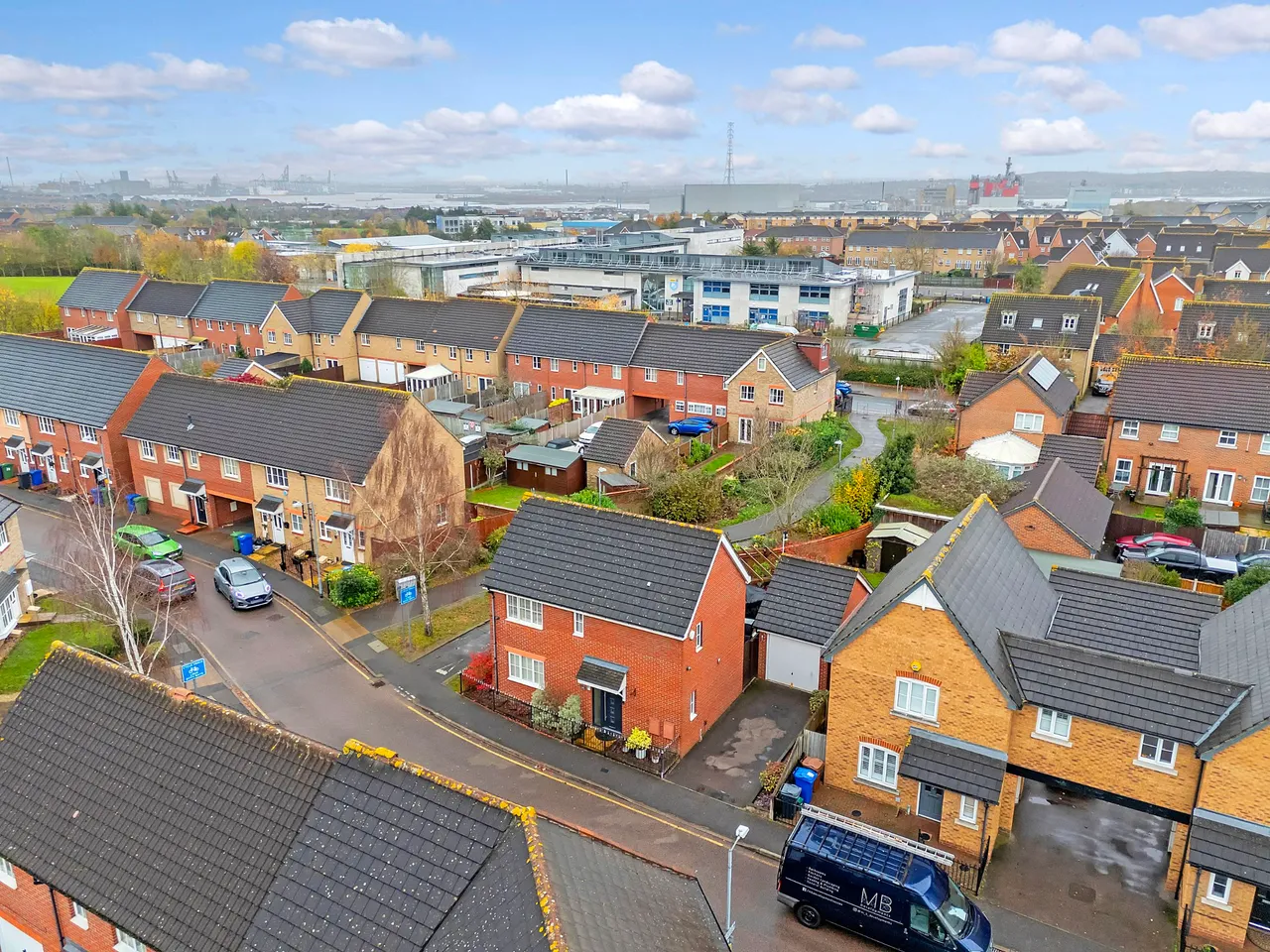 3 bed house for sale — Plymouth Road, Chafford Hundred, Essex, RM16 6BL