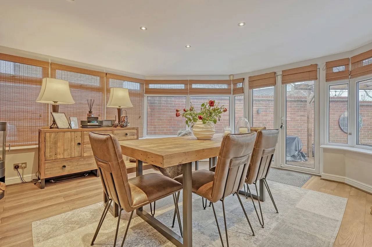 Plymouth Road, Chafford Hundred, Essex, RM16 6BL, photo 10