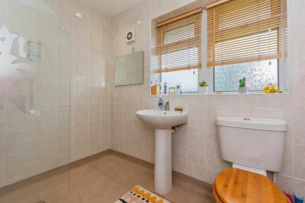 Anglesey Road, Ashton-Under-Lyne, OL7, photo 8