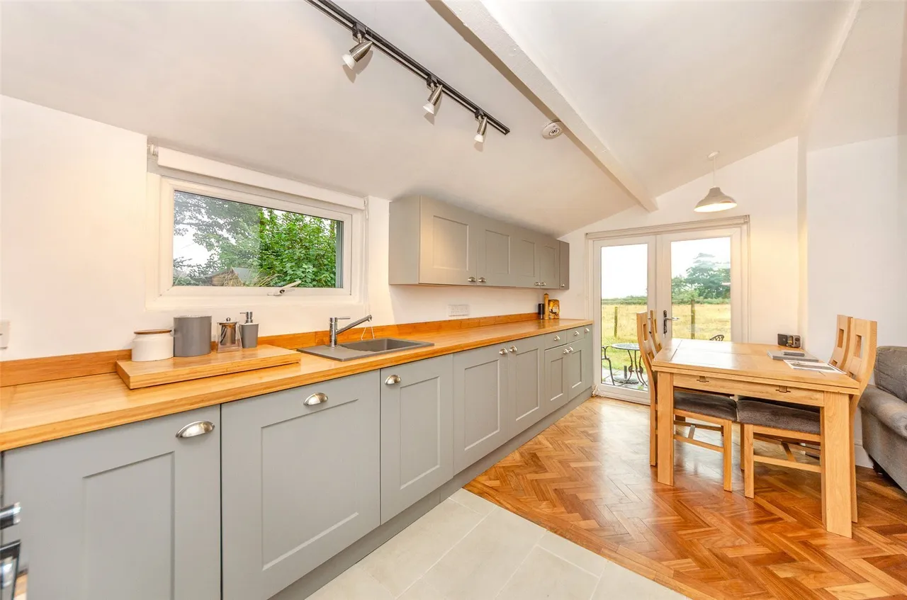 Criccieth, LL52, photo 2