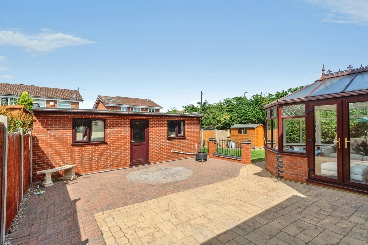 Highmoor Close, Willenhall, WV12, photo 19