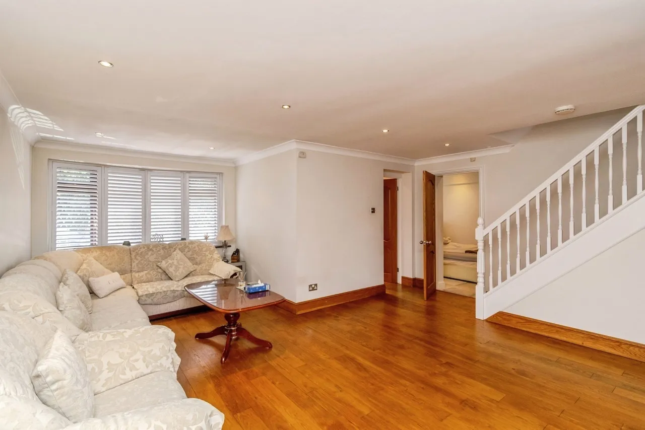 Highmoor Close, Willenhall, WV12, photo 2