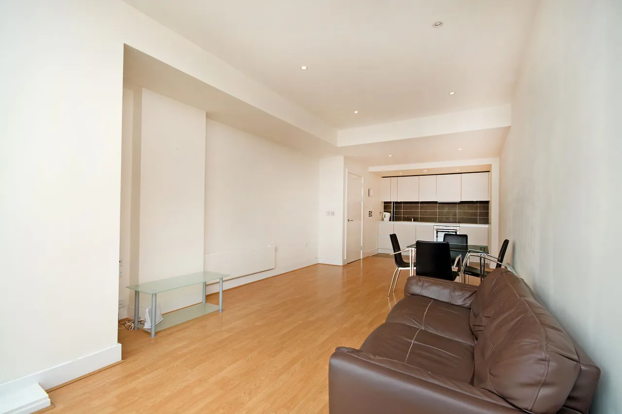 214 Empire Square West, London, photo 10