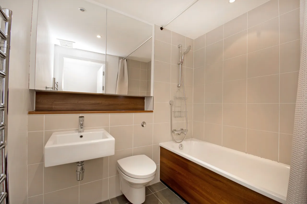 214 Empire Square West, London, photo 5