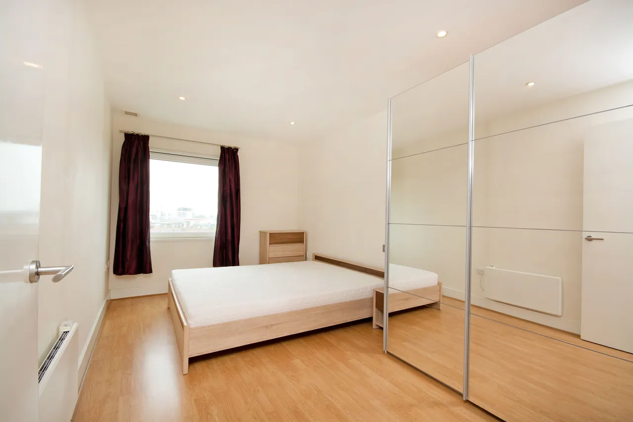 214 Empire Square West, London, photo 4