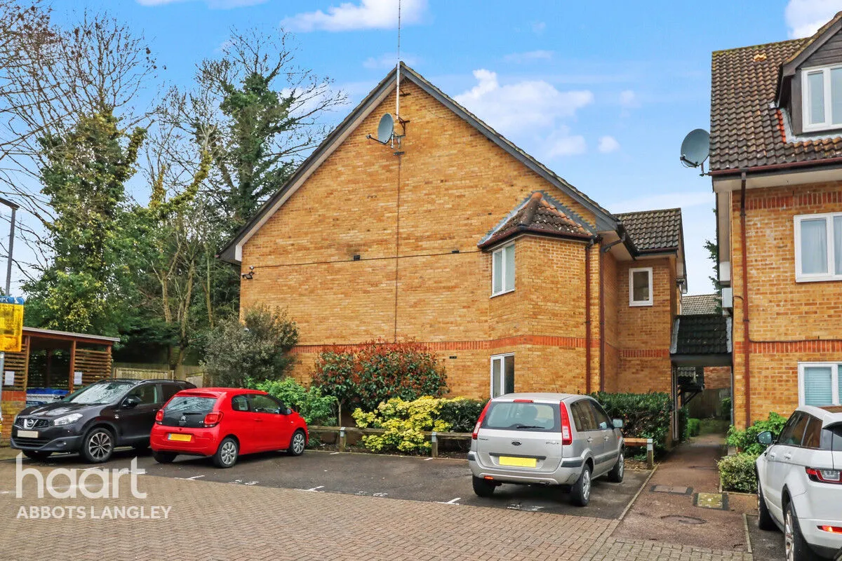 Rochester Drive, Watford, WD25, photo 13