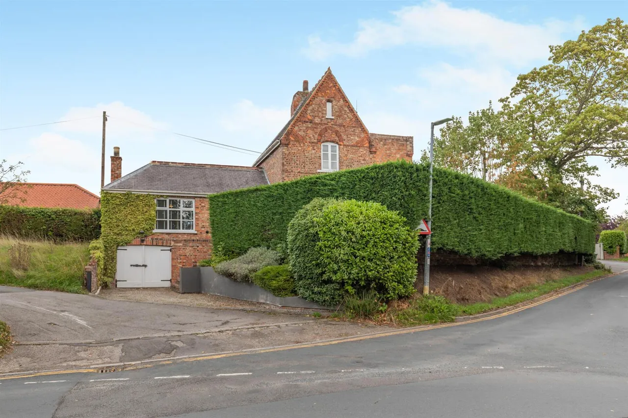 Church Road, Stamford Bridge, photo 20