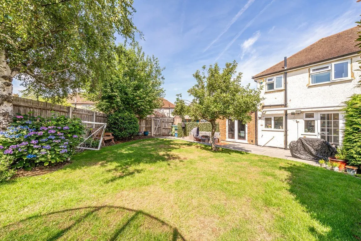 Fulwell Park Avenue, TW2, photo 10
