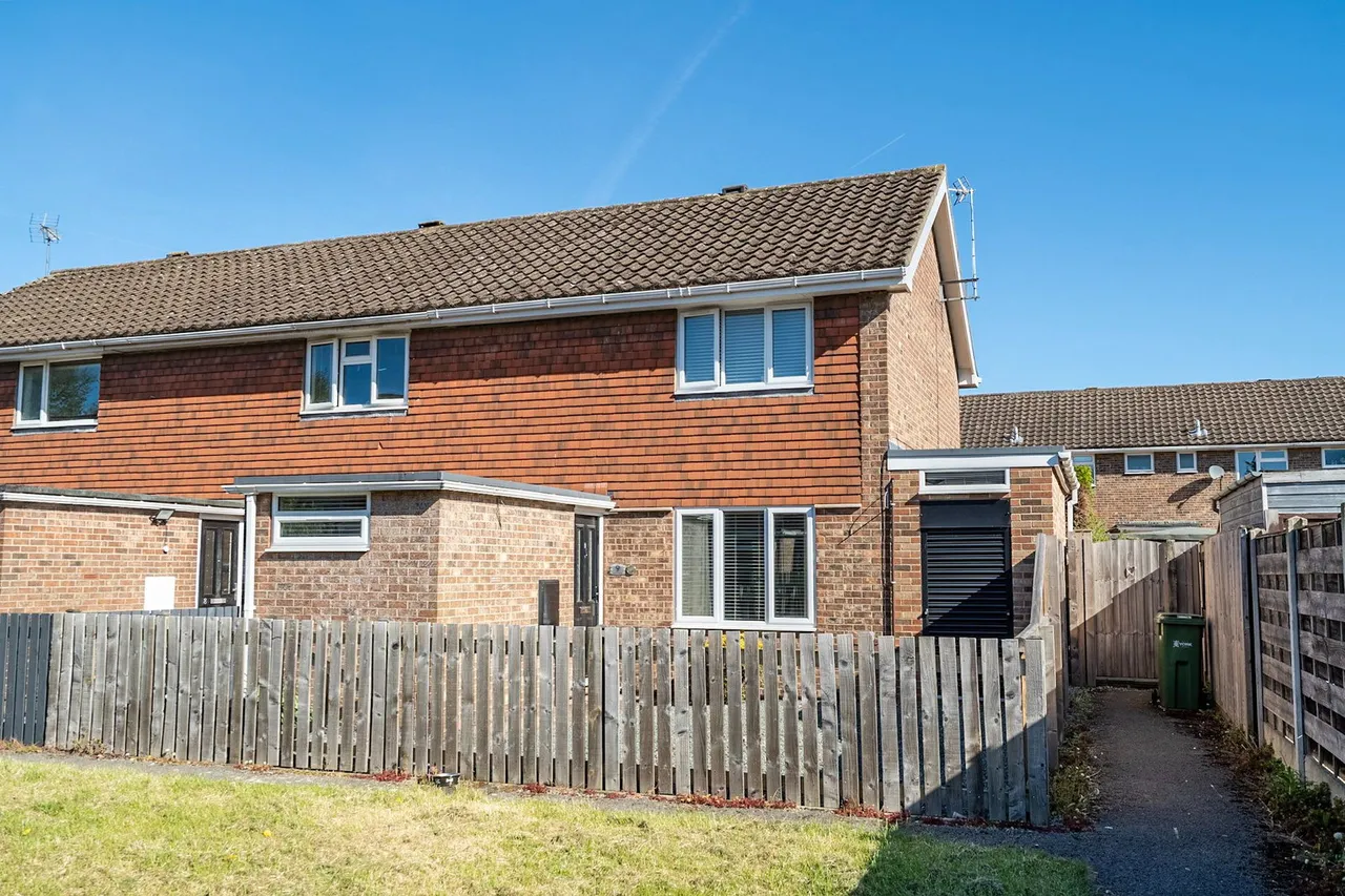 2 bed house for sale, Little Meadows, Haxby, YO32