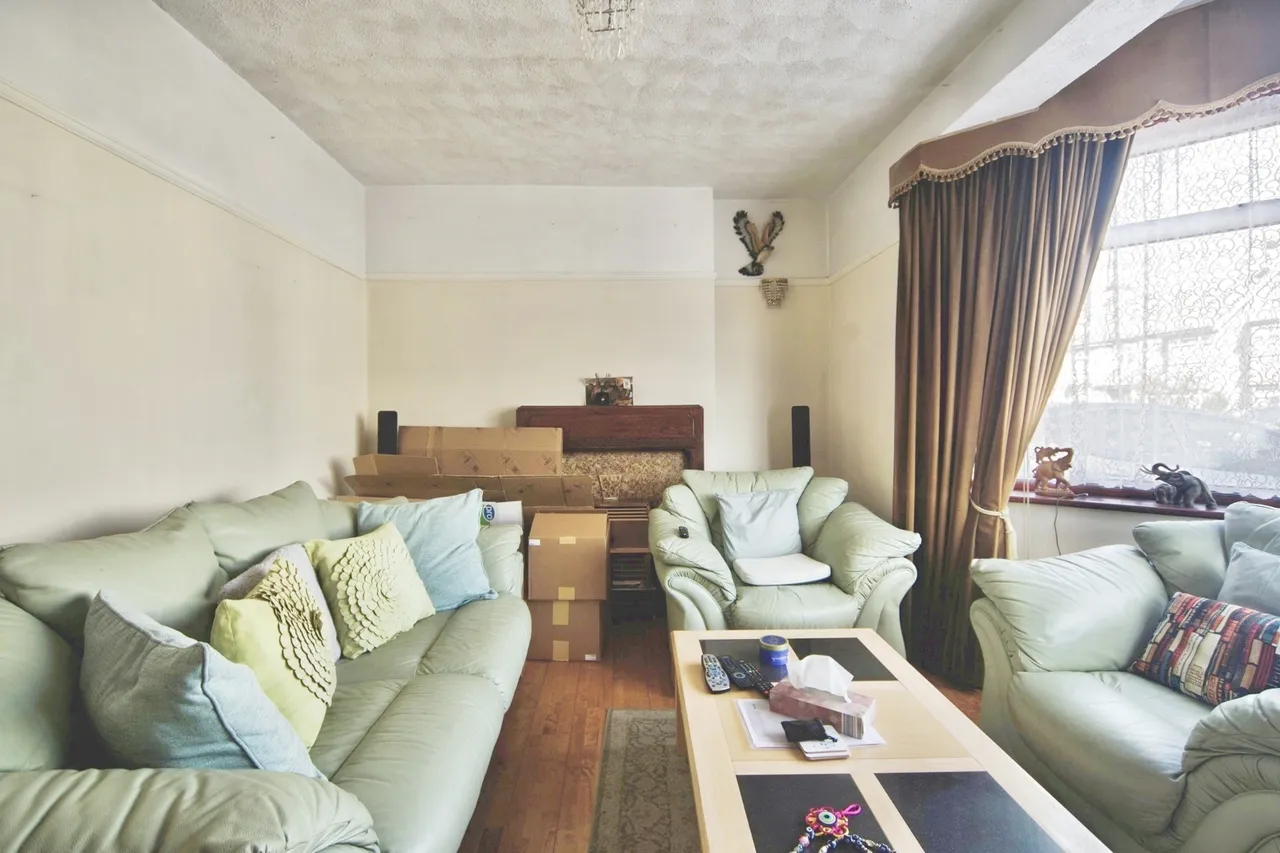 Devonia Gardens, London, N18, photo 5