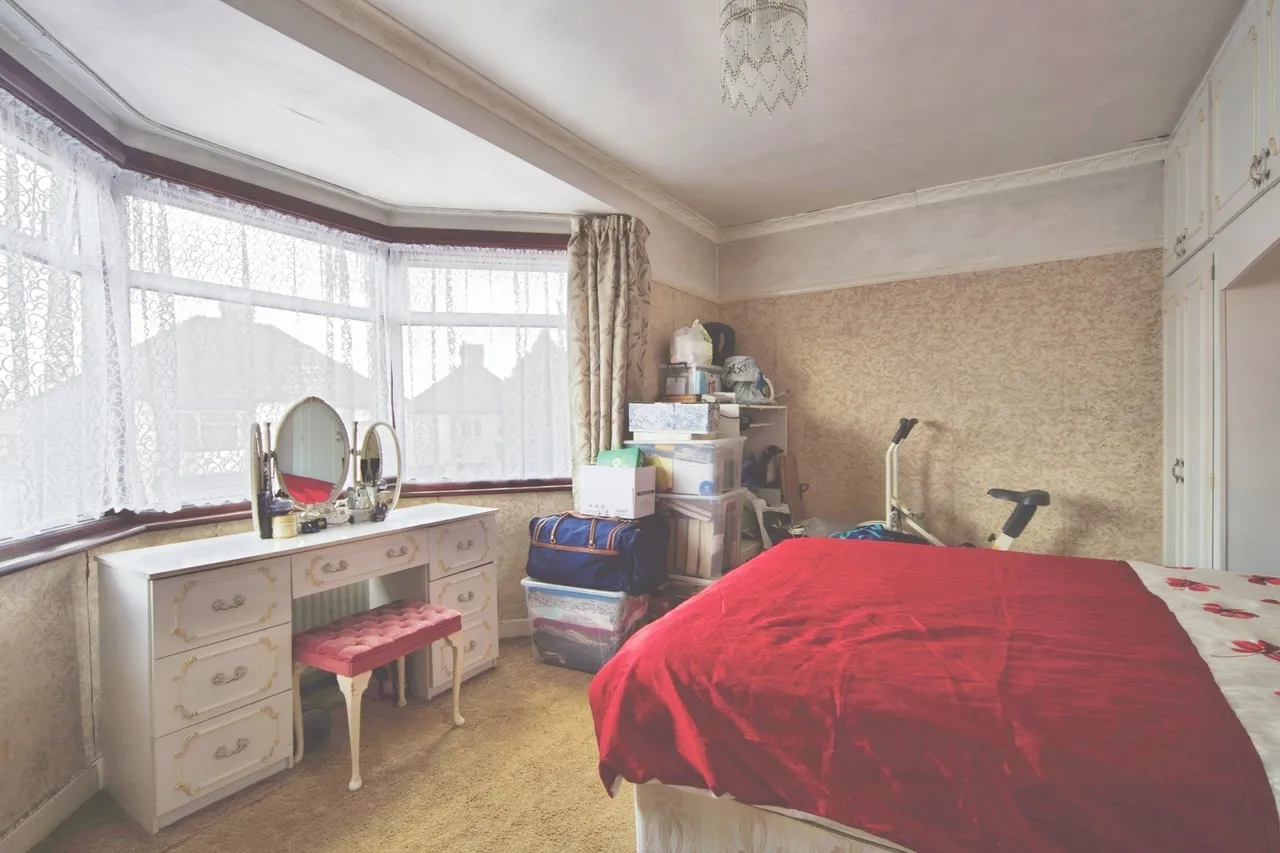 Devonia Gardens, London, N18, photo 21