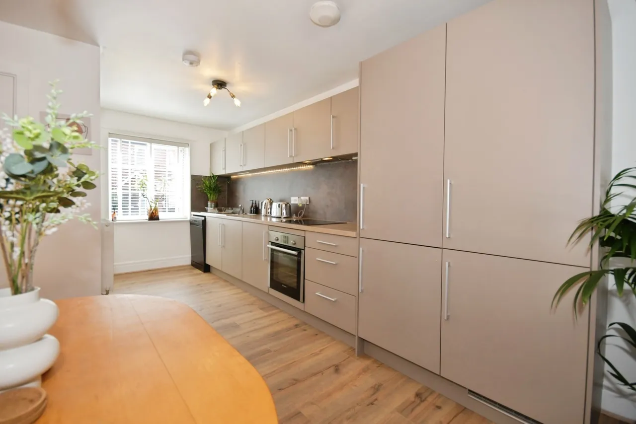 Magpie Way, CHESTERFIELD, Derbyshire, S41, photo 2