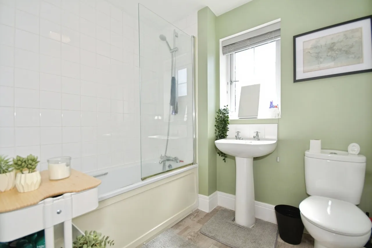 Magpie Way, CHESTERFIELD, Derbyshire, S41, photo 10