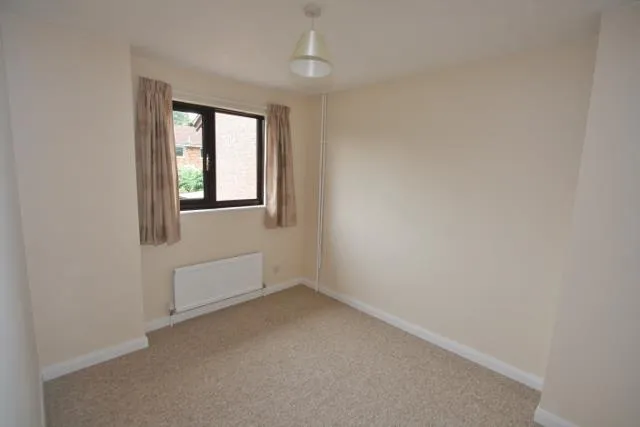 Crookham Close, Tadley, RG26, photo 7