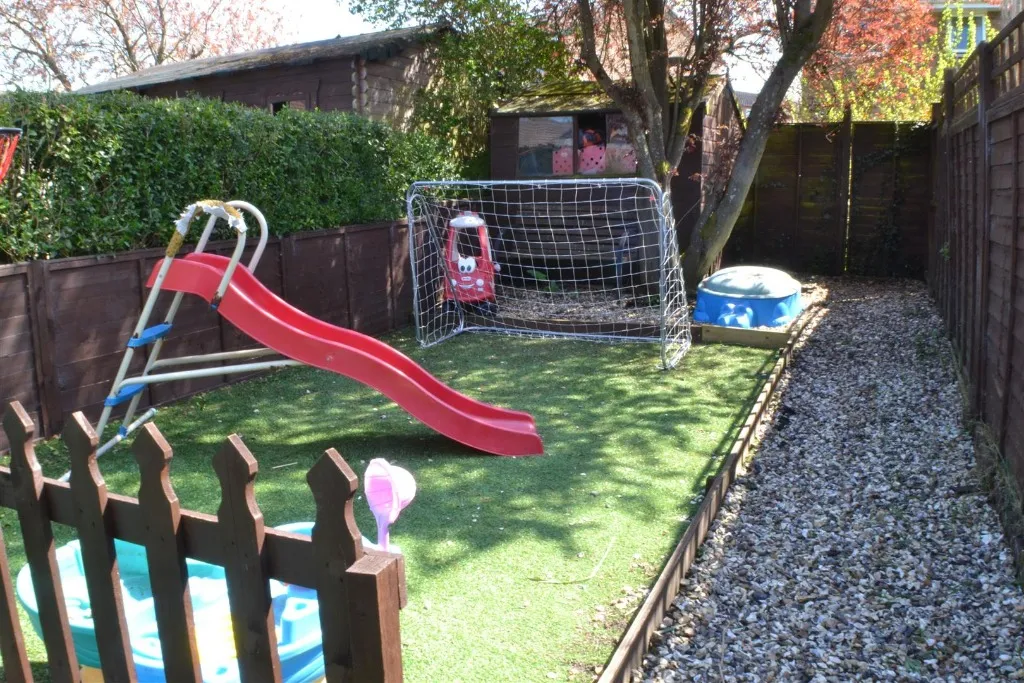 Crookham Close, Tadley, RG26, photo 11
