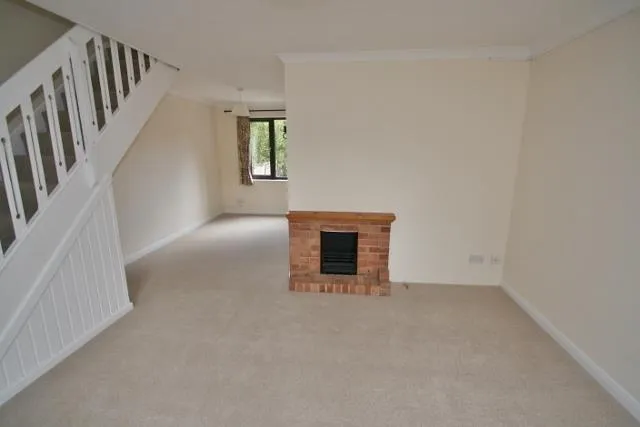 Crookham Close, Tadley, RG26, photo 4